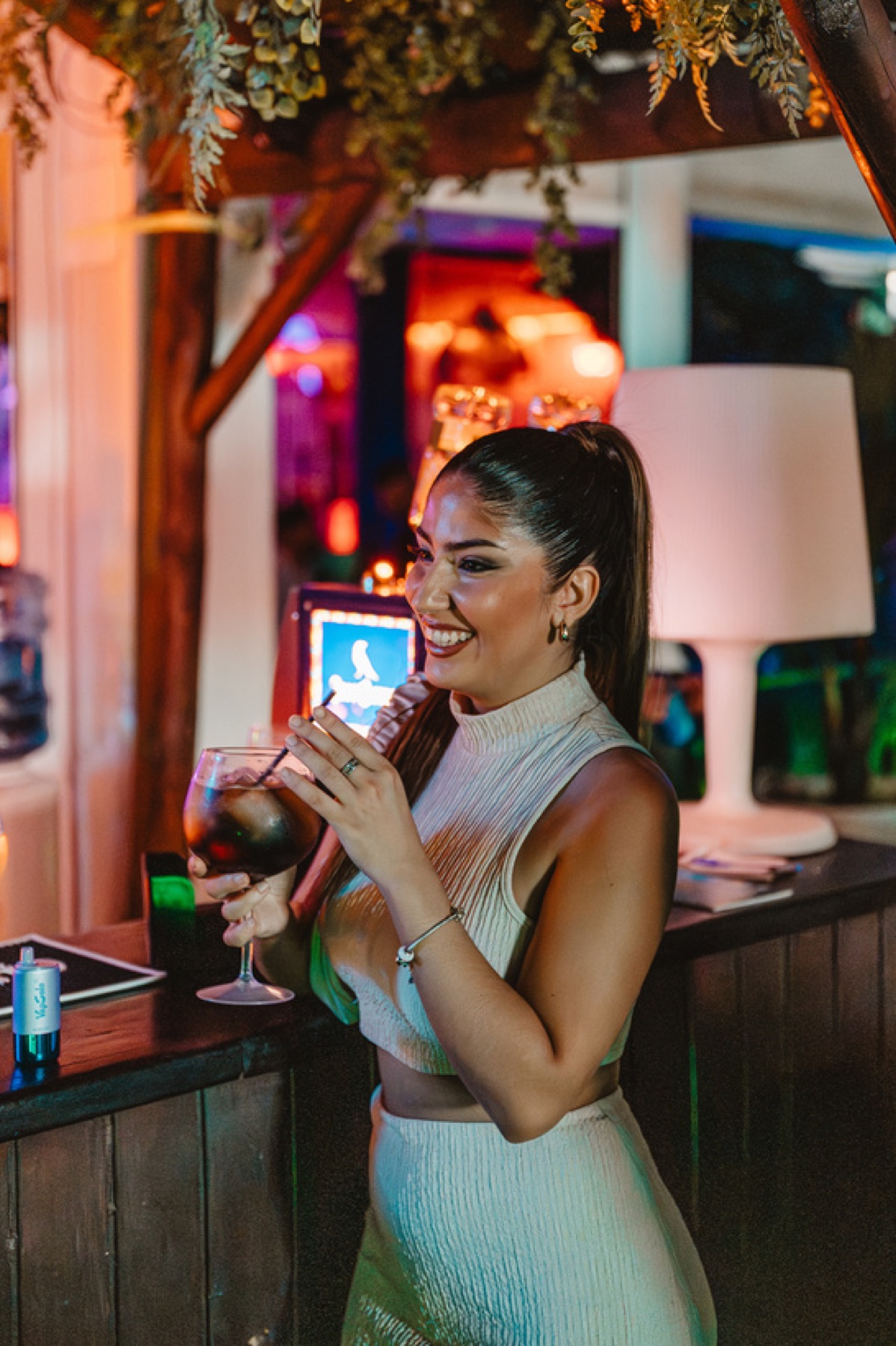 Fotografía ambiental en un pub